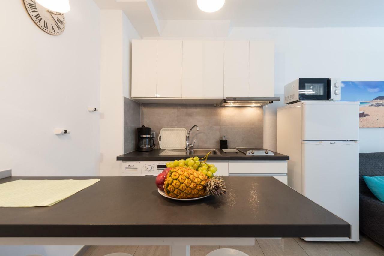 1St Line Studio Las Canteras Beach - Wifi Apartment Las Palmas de Gran Canaria Luaran gambar